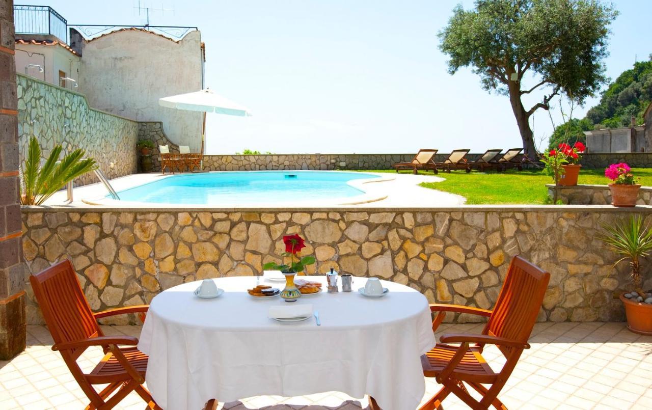 الشقق الفندقية ماسّا لوبْرينسِفي  Olga'S Relais المظهر الخارجي الصورة