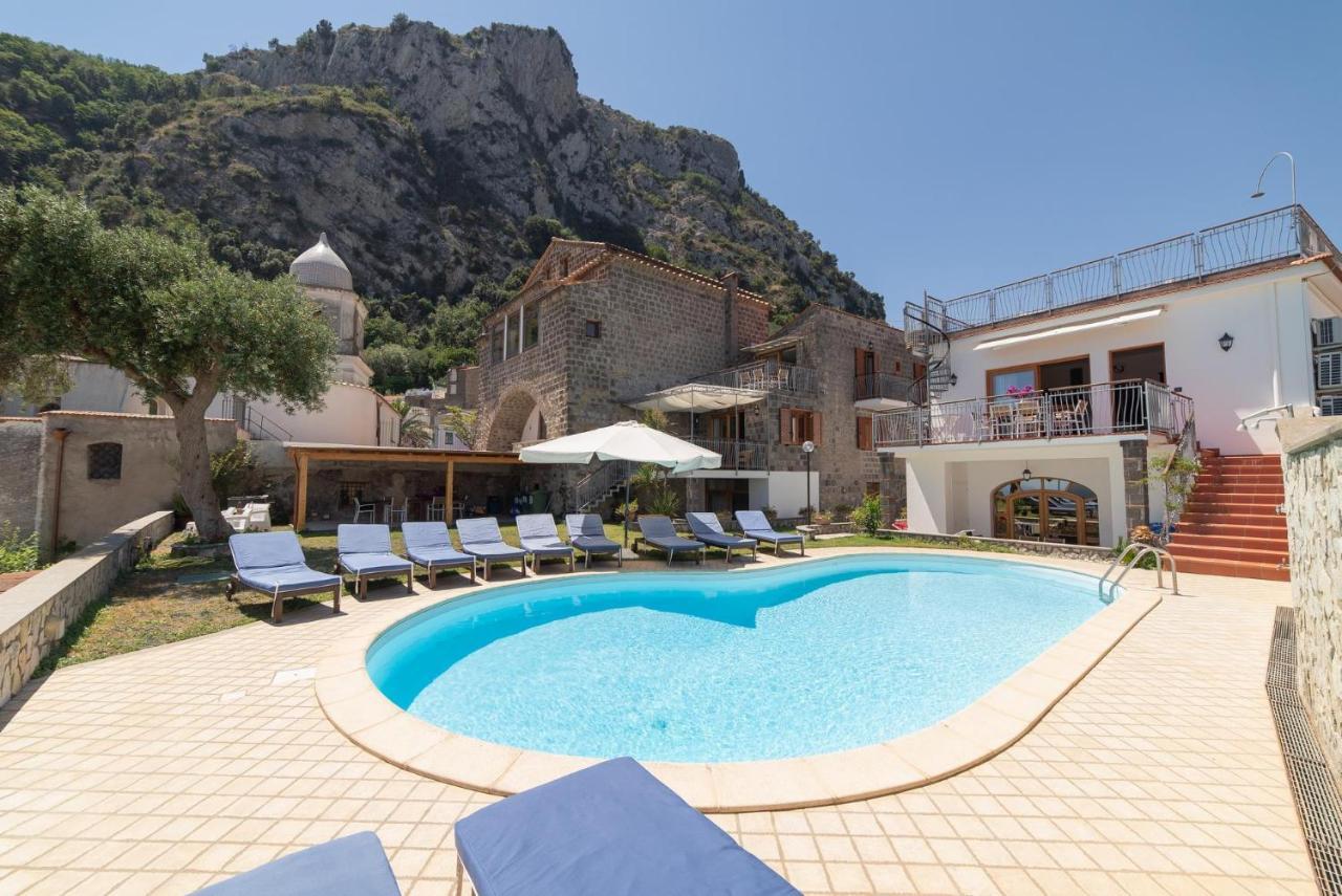 الشقق الفندقية ماسّا لوبْرينسِفي  Olga'S Relais المظهر الخارجي الصورة